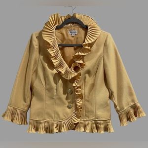 Nicolette Gold / Yellow Size 10 flattering cut jacket
